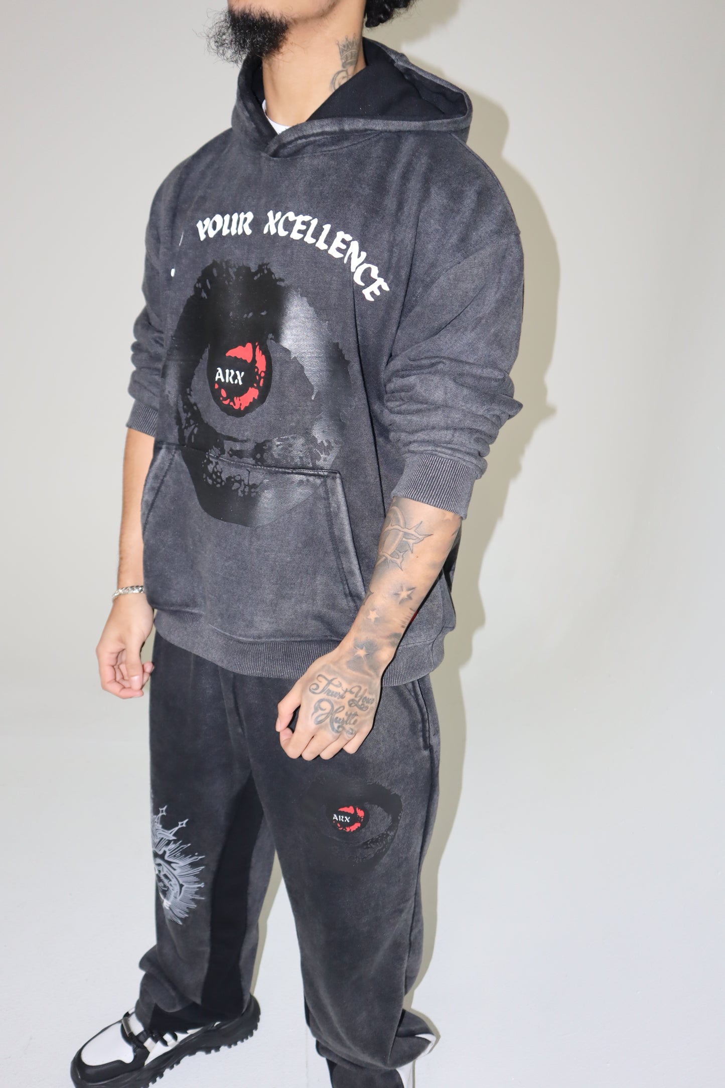 ARX HEVYWEIGHT HOODIE